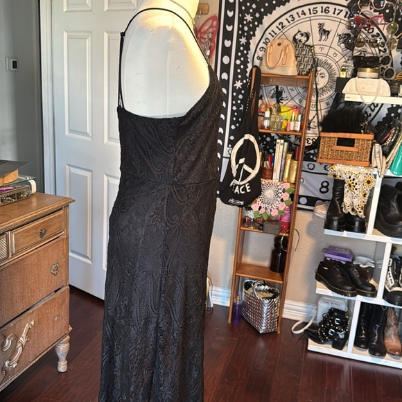 Fab’rik lace maxi dress mini slip underneath criss cross thin straps sexy slit - Picture 11 of 16